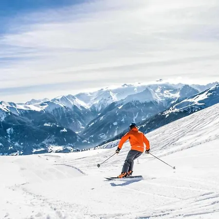아파트 In Near Slopes *